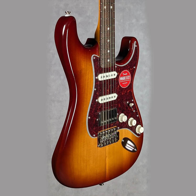 Limited Edition Classic Vibe '60s Stratocaster HSS Sienna Sunburst